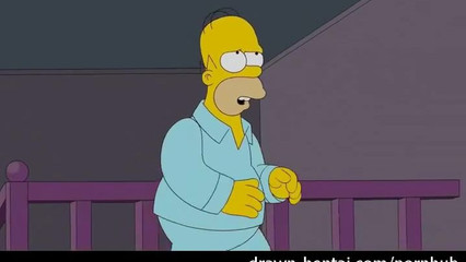 Мардж Симпсон сосет Гомеру перед тем, как лечь спать